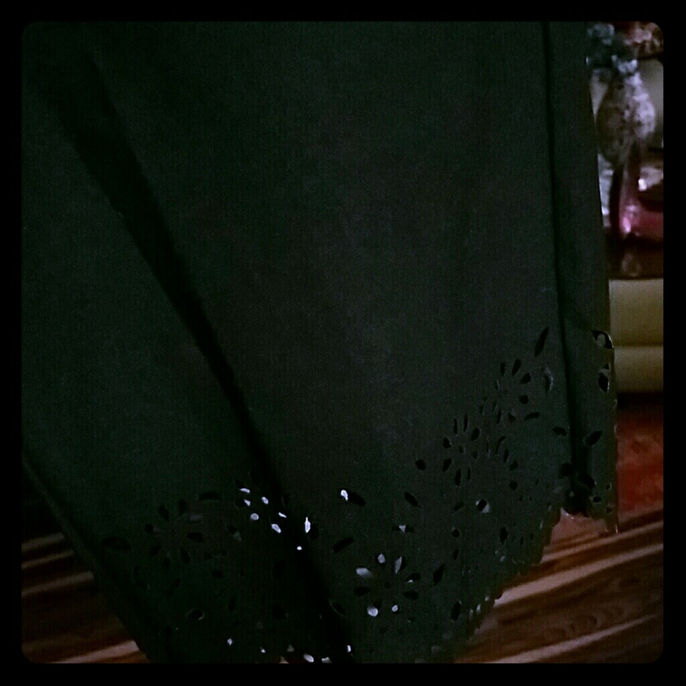 Women's Black Capri Pants
